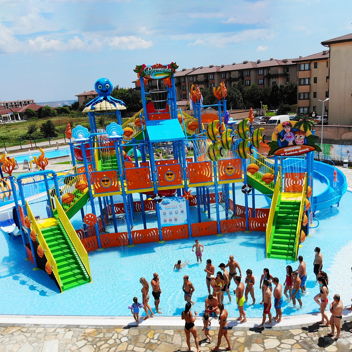 12 Platform Water Play Station
