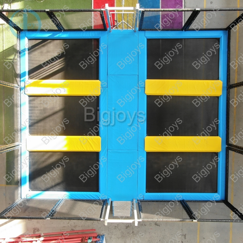 6 in 1Trampoline Park With Trailer
